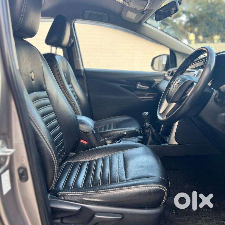 Toyota Innova Crysta 2.4 V, 2017, Diesel