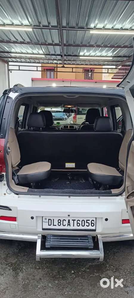 Mahindra Tuv 300 2018
