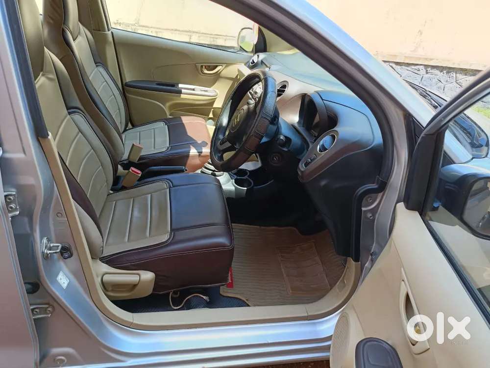 Honda Brio Smt
79000 Km
Correct Service
Excellent Condition
New Tyres