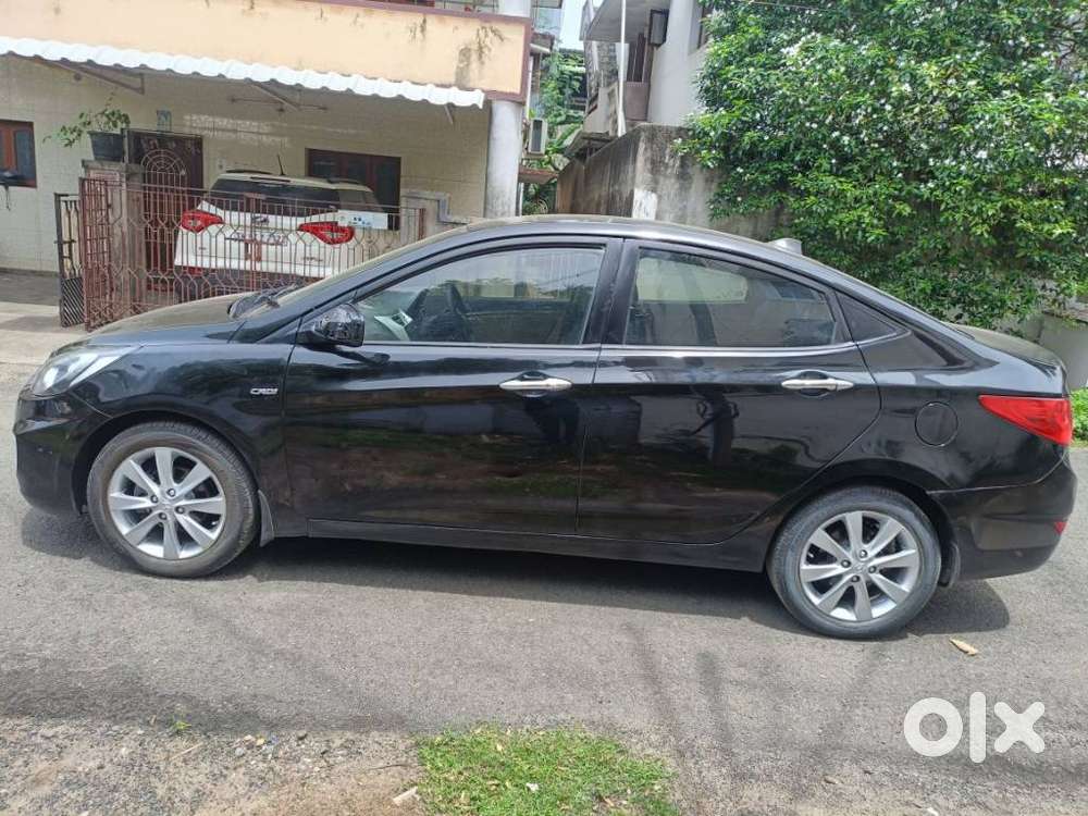 Hyundai Verna Fluidic 1.6 Vtvt Sx Automatic, 2012, Petrol