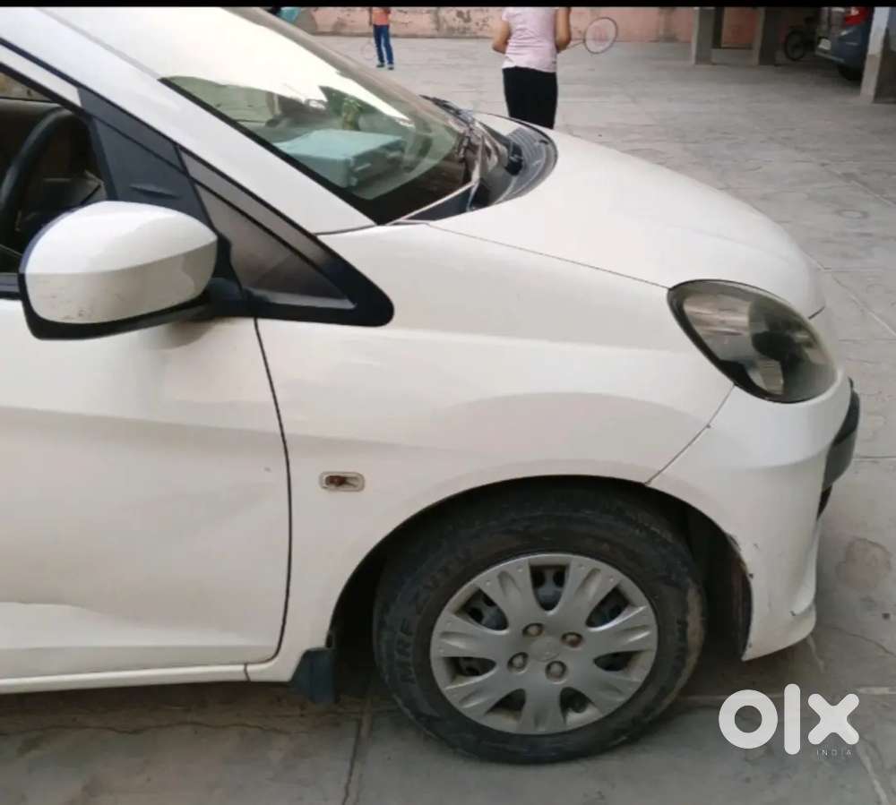 Honda Brio 2012 Petrol Well Maintained