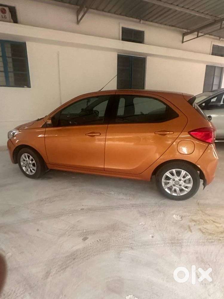 Tata Tiago 1.2 Revotron Xza, 2017, Cng & Hybrids