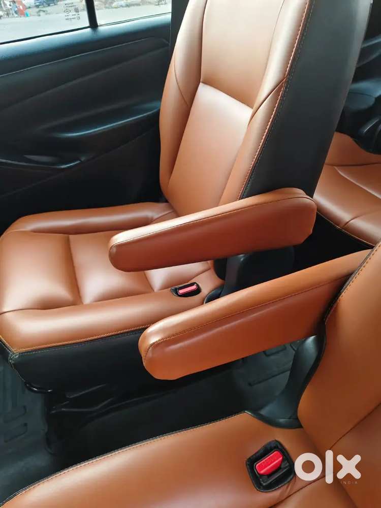 Toyota Innova Crysta 2018