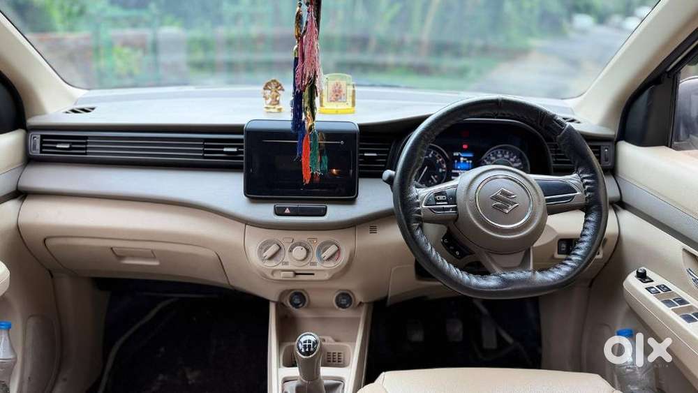 Maruti Suzuki Ertiga 1.5 Vxi, 2022, Petrol