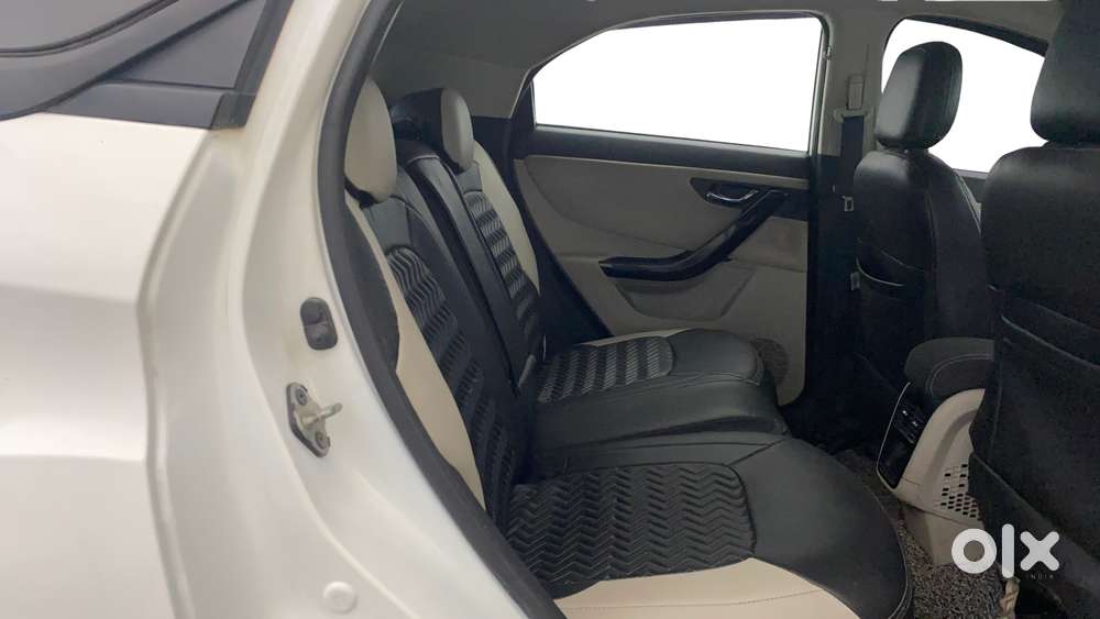 Tata Nexon 1.2 Revotron Xz Plus, 2022, Petrol