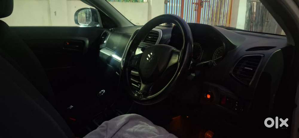 Maruti Suzuki Brezza 1.5 Vxi Smart Hybrid, 2021, Petrol