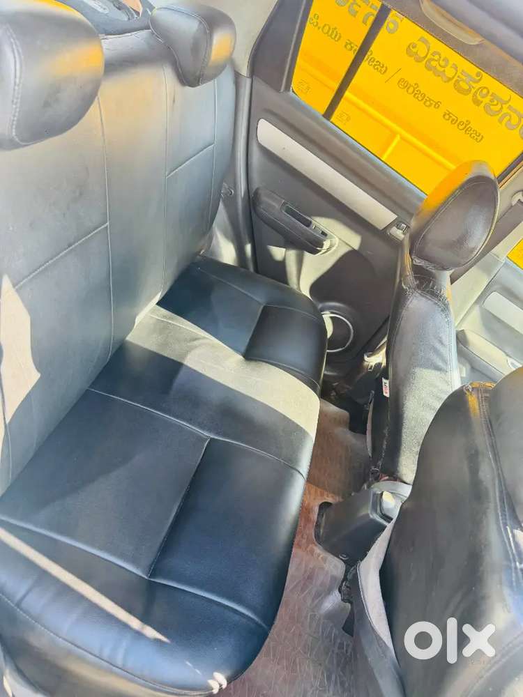 Maruti Suzuki Swift 2011