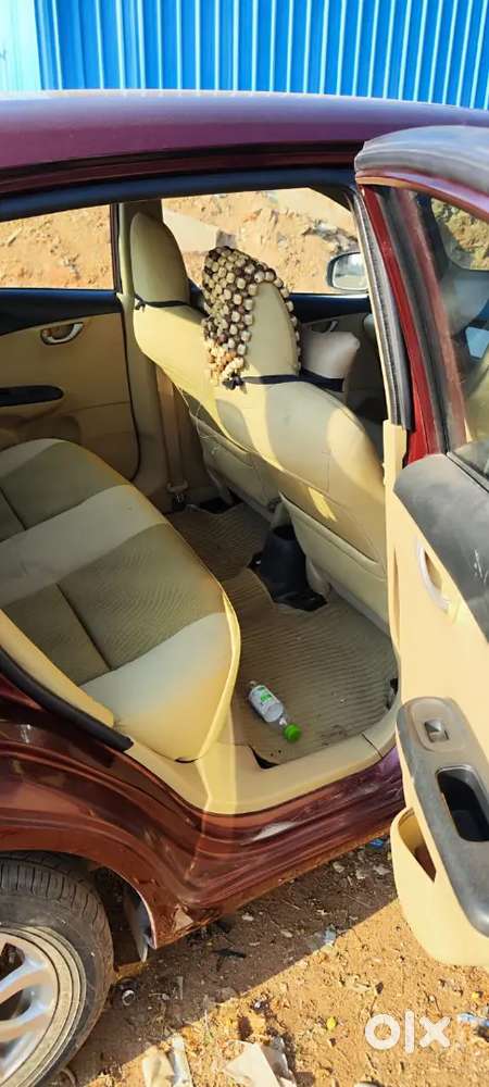 Honda Amaze 2015 Petrol Well Maintained