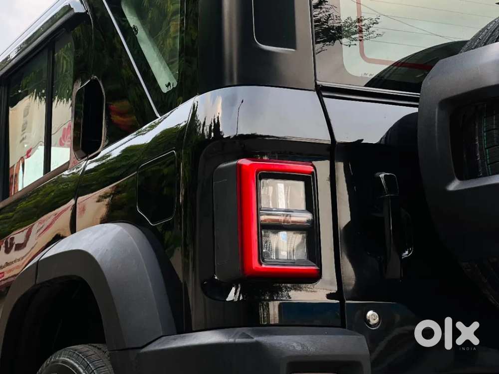 Mahindra Thar Roxx, 2025, Petrol