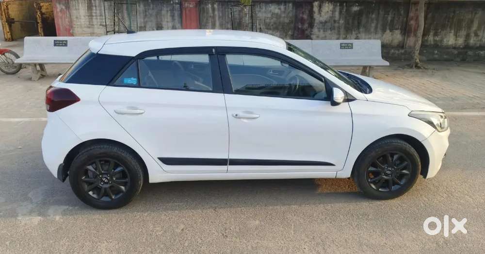 Hyundai Elite I20 2020 Petrol 83000 Km Driven