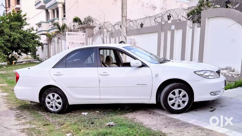Toyota Camry 2004 Petrol Well Maintained