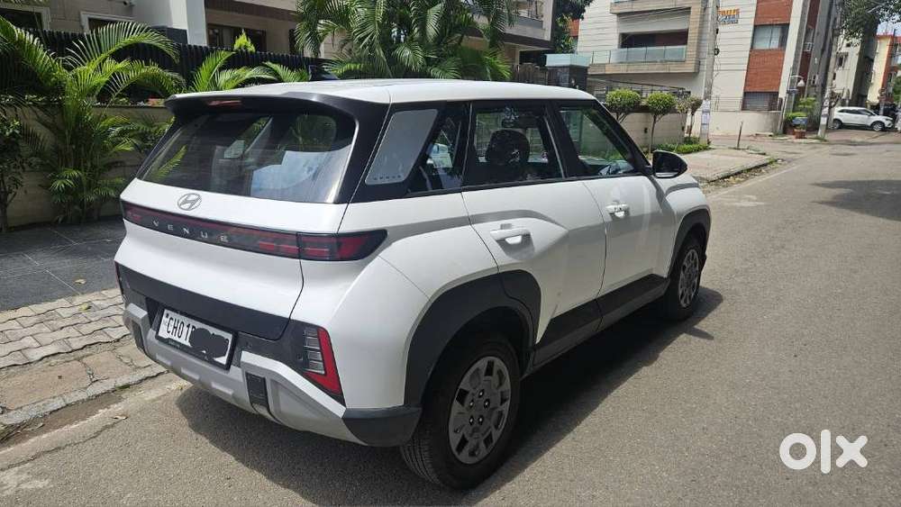 Hyundai Venue Sx, 2025, Petrol