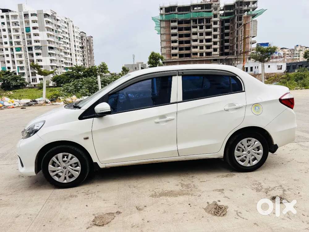 Honda Amaze 1.5 S 2016 Diesel In Premium Condition
