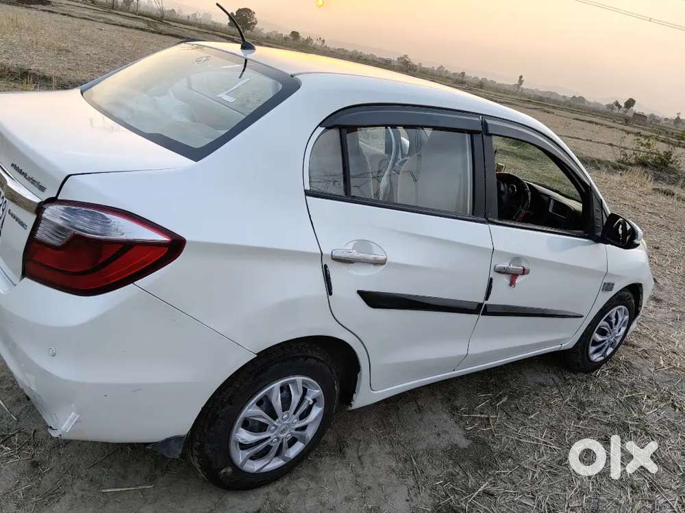 Honda Amaze 2016
