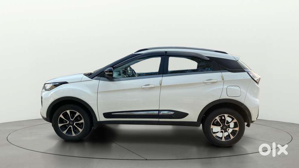 Tata Nexon 1.2 Revotron Xza Plus Premium, 2021, Petrol