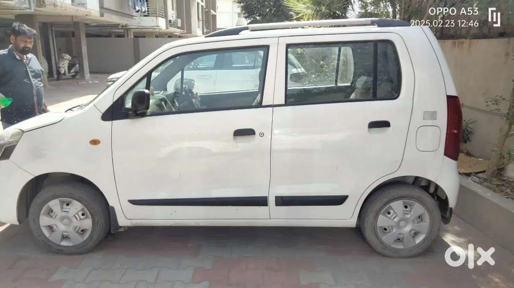 Touch Screen And 2 Power Windows And Plus Cng