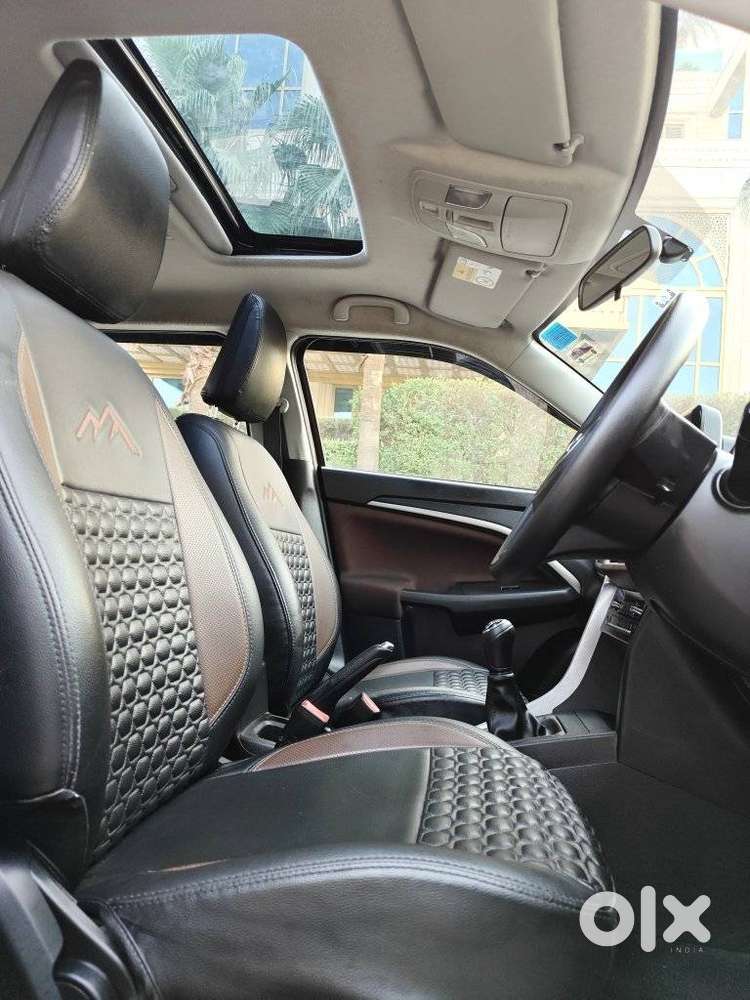Maruti Suzuki Brezza 1.5 Zxi Plus Smart Hybrid Dual Tone, 2022, Petr..