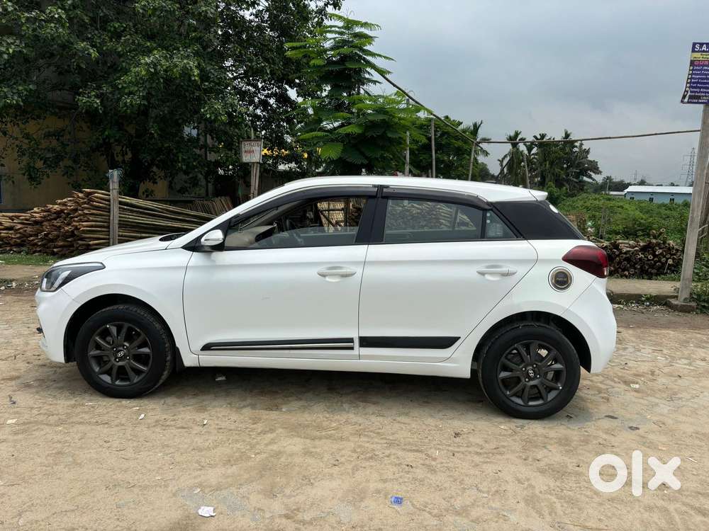 Hyundai I20 Sportz 1.2 Bs-iv, 2019, Petrol