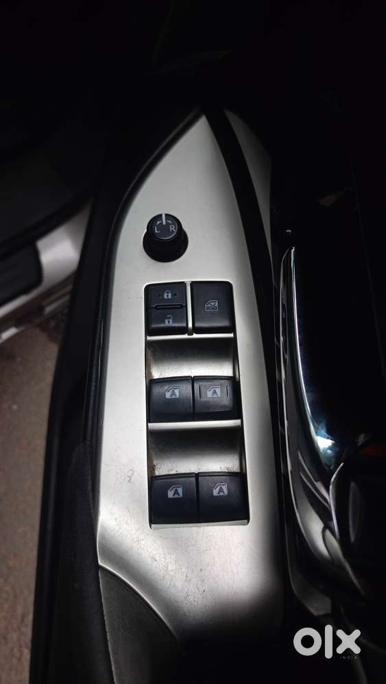 Toyota Innova Crysta 2.4 V, 2018, Diesel