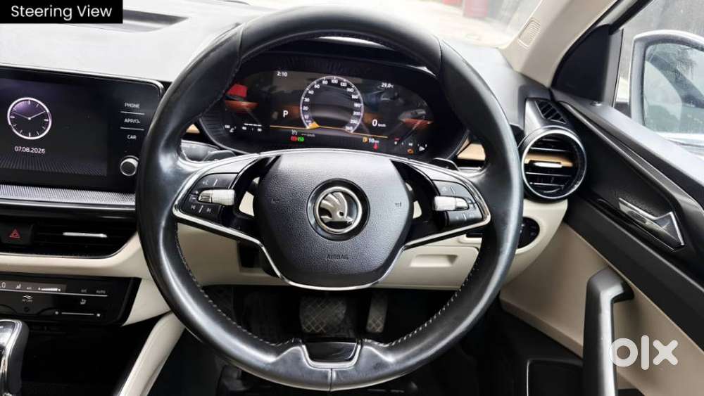 Skoda Slavia 1.0 Tsi Style At, 2022, Petrol