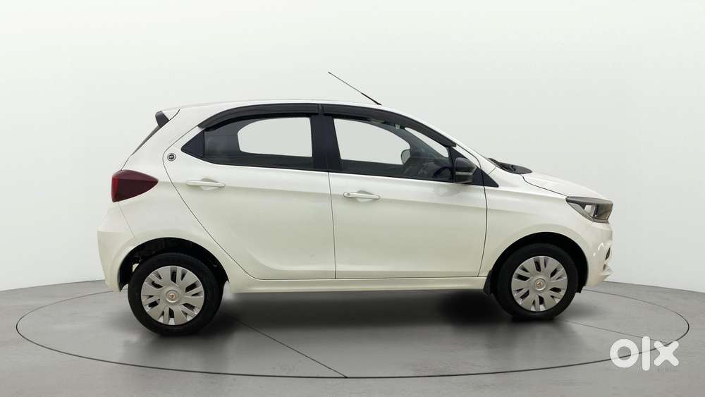 Tata Tiago 1.2 Revotron Xt Cng, 2023, Cng & Hybrids