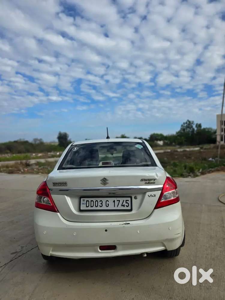 Maruti Suzuki Swift Dzire 2012 Cng & Hybrids Well Maintained