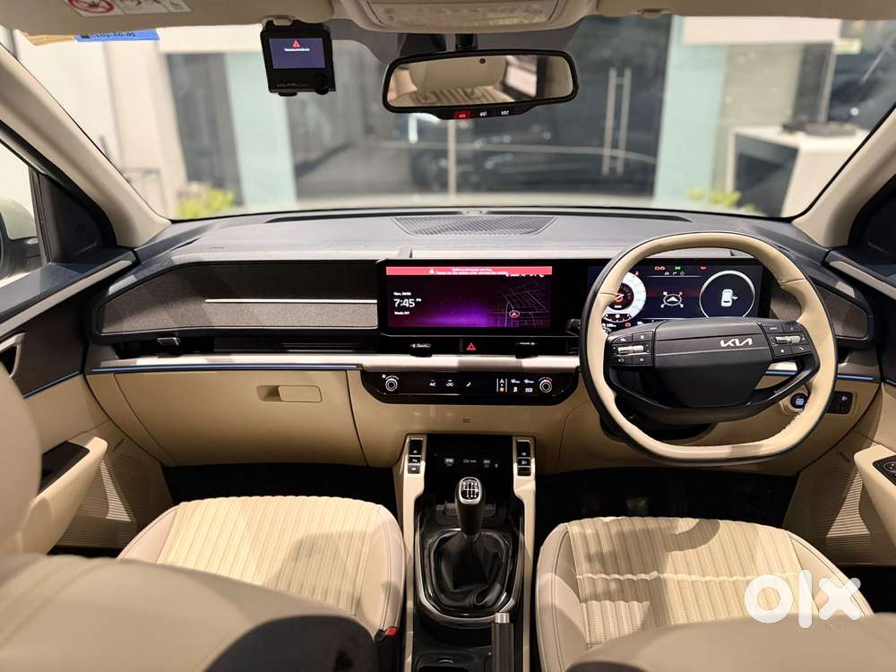 Kia Carens Clavis G1.5 Turbo Dct Htx Plus 7-seater, 2025, Petrol