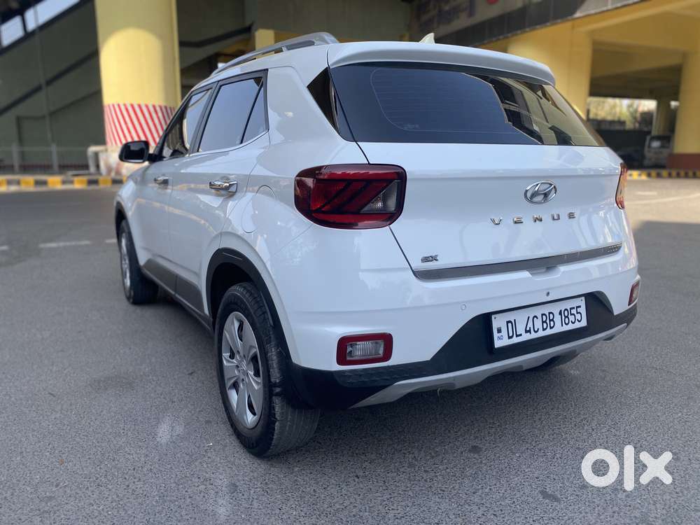 Hyundai Venue 1.2 S Plus, 2022, Petrol