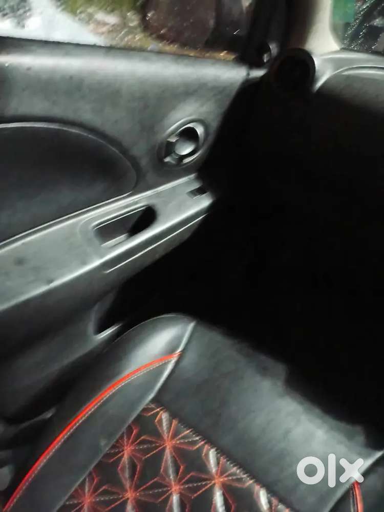 Nissan Micra Xv Petrol 2010 Third Owner