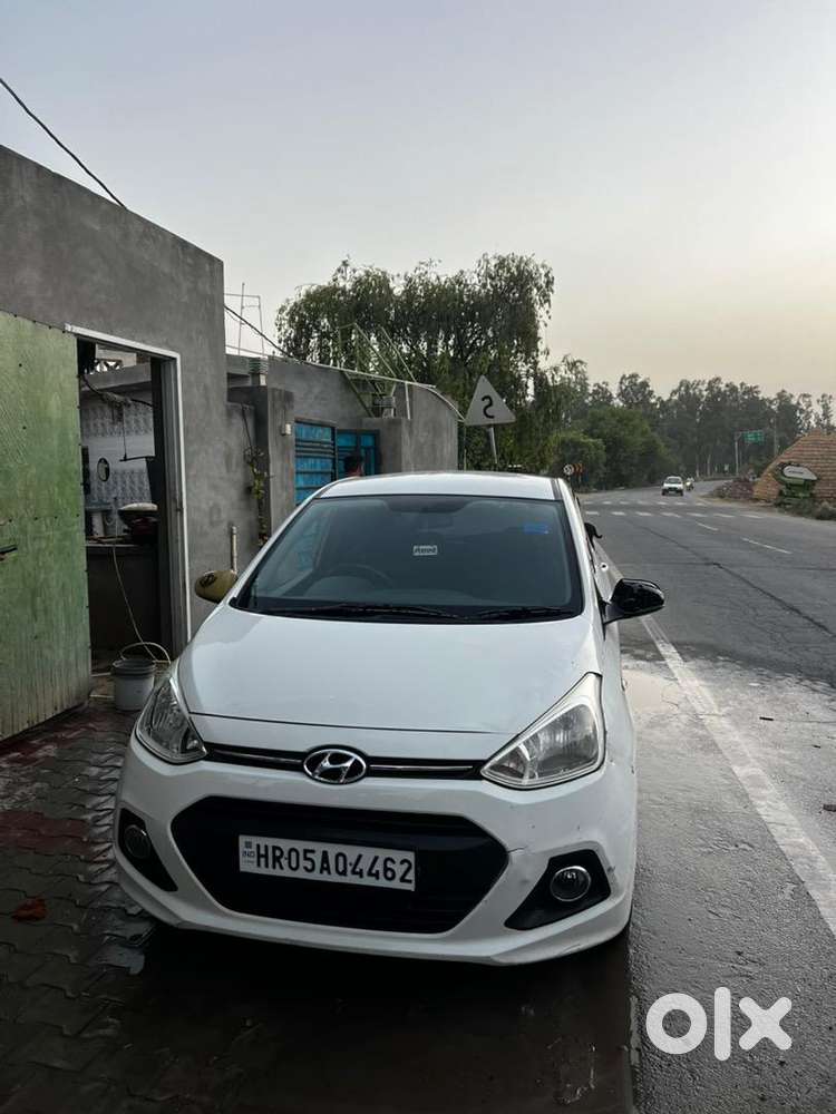 Hyundai 2016 Manual Petrol Car