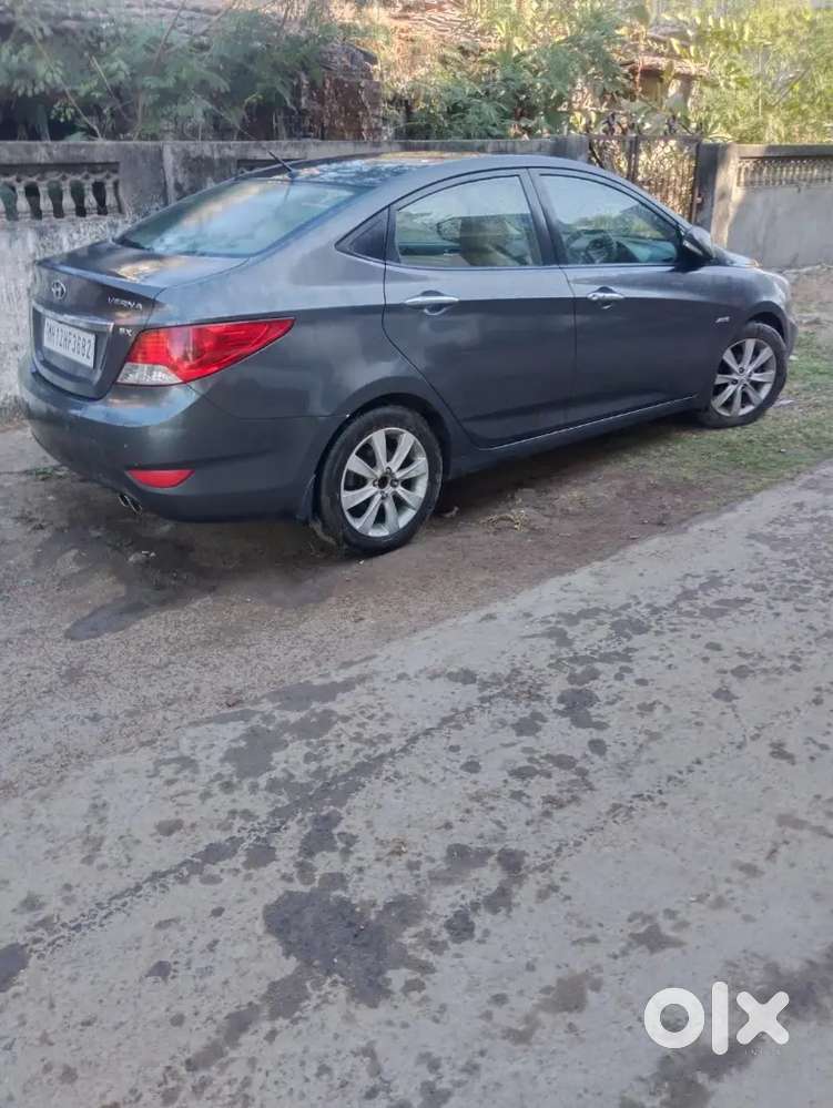 Hyundai Verna 2011 Petrol Well Maintained