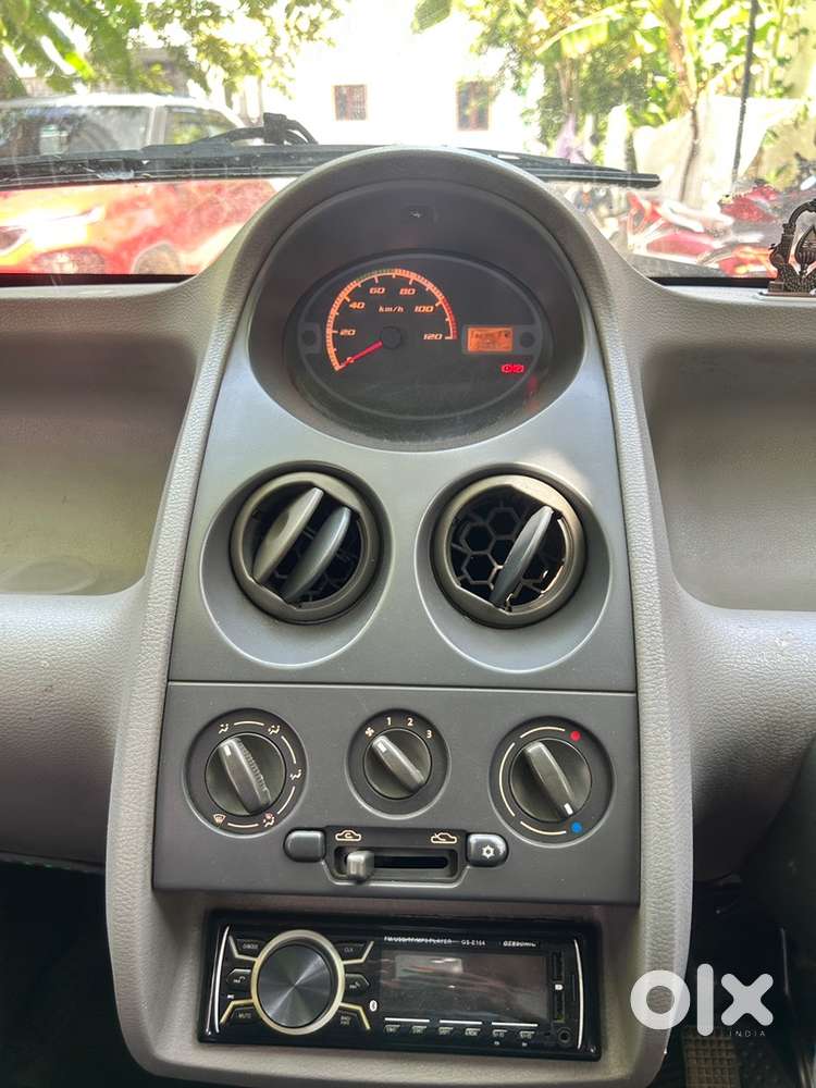 Tata Nano Petrol 2011