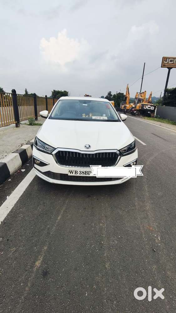 Skoda Slavia 1.0 Tsi Style, 2023, Petrol