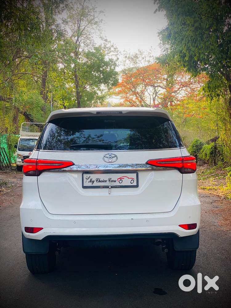 Toyota Fortuner [2021-ongoing] 2.8 2wd Diesel At, 2024, Diesel