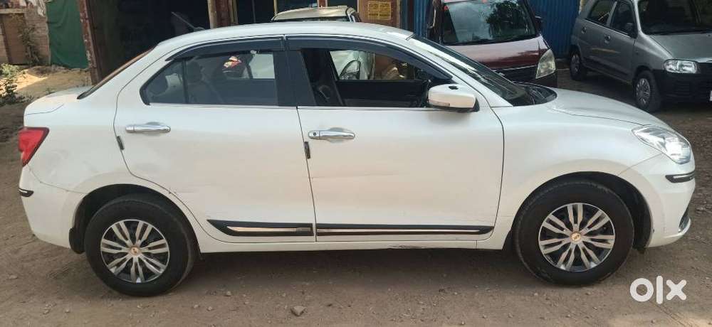 Maruti Suzuki Dzire 1.2 Vxi Cng, 2022, Cng & Hybrids