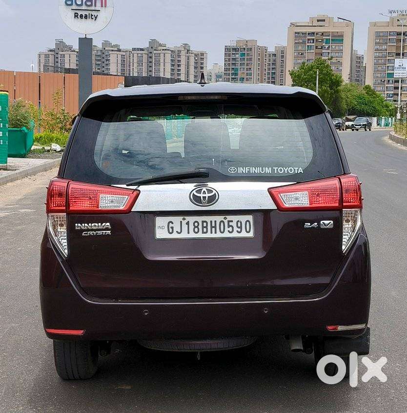 Toyota Innova Crysta 2.4 Vx Mt, 2017, Diesel