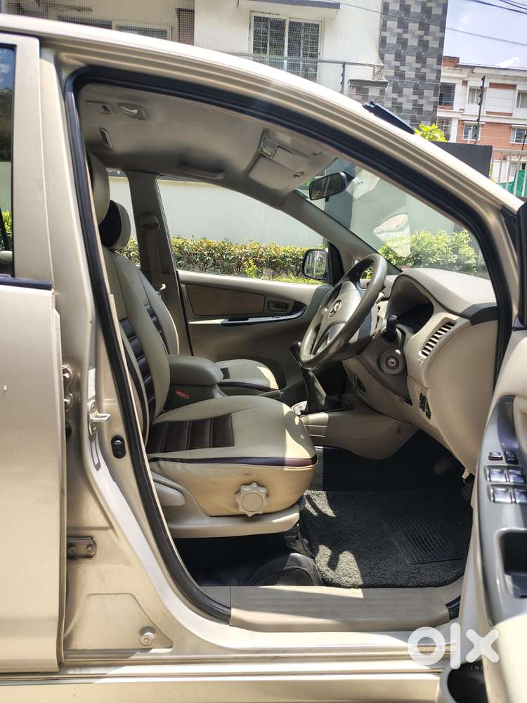 Toyota Innova 2.5 Gx 7 Seater Bs Iv, 2013, Diesel