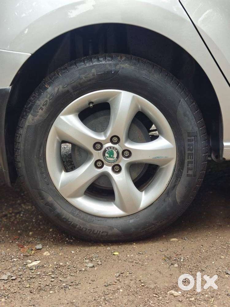 Skoda Rapid Ambition 1.6 Tdi Cr Manual Plus, 2012, Diesel