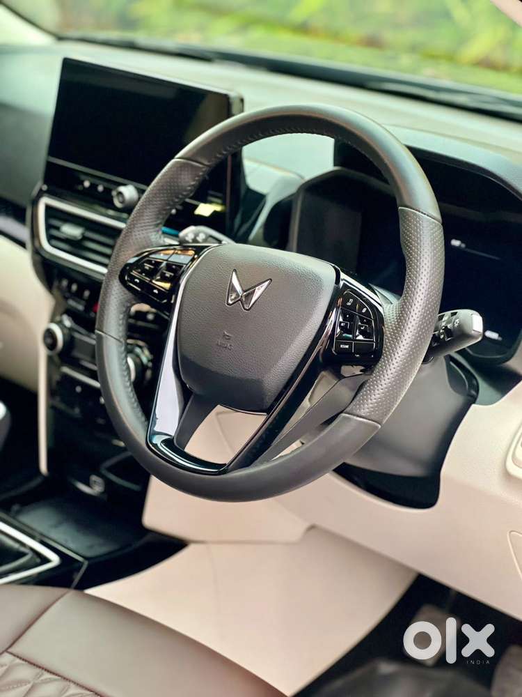 Mahindra Xuv 3xo Ax5 Ds Mt, 2025, Diesel