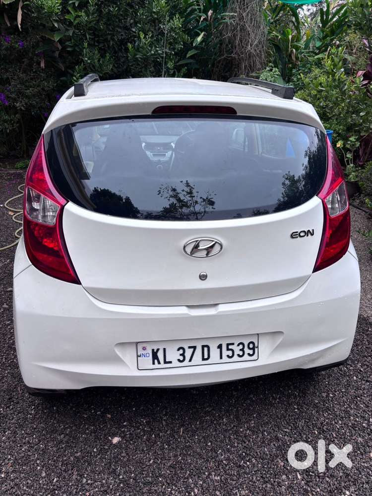 Hyundai Eon Petrol Well Maintained