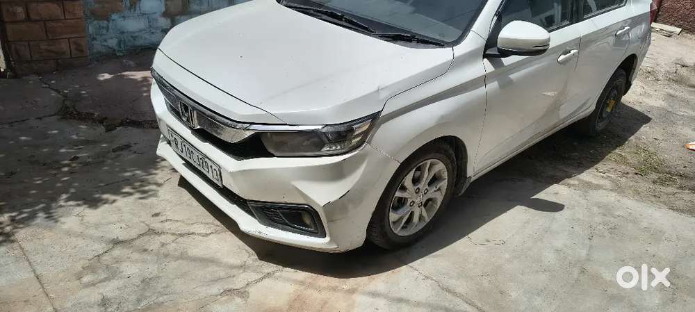 Honda Amaze For Sell.millage 25+kmpl