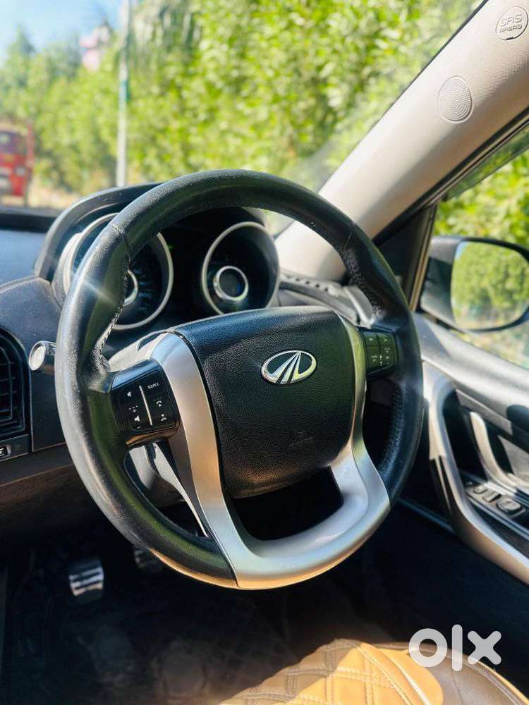 Mahindra Xuv500 W11 Option, 2020, Diesel