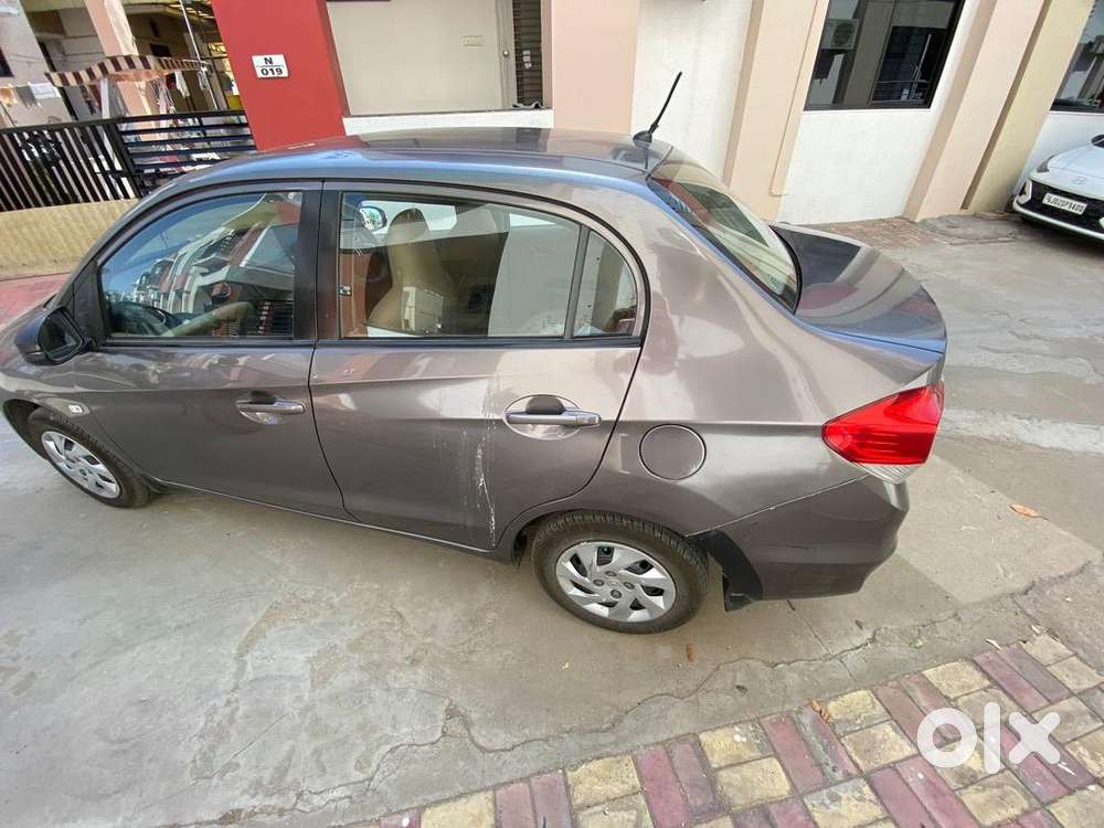 Honda Amaze 2015 Diesel Well Maintained