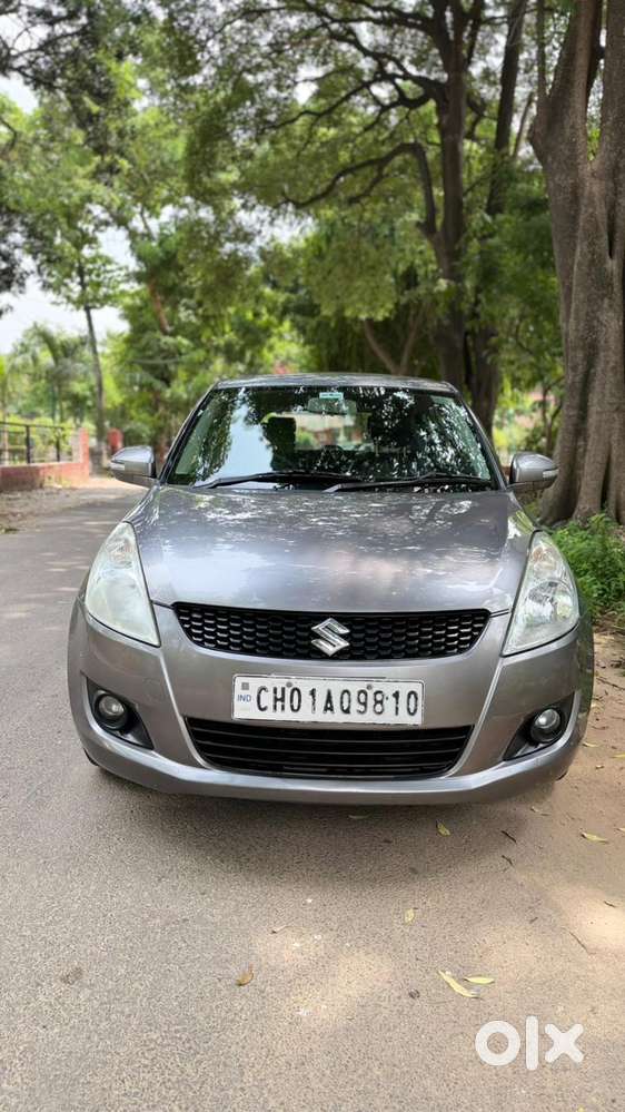 Maruti Suzuki Swift Amt Vvt Vxi, 2012, Petrol