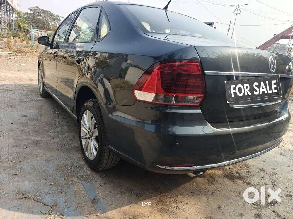 Volkswagen Vento 1.2 Tsi Highline At, 2016, Petrol