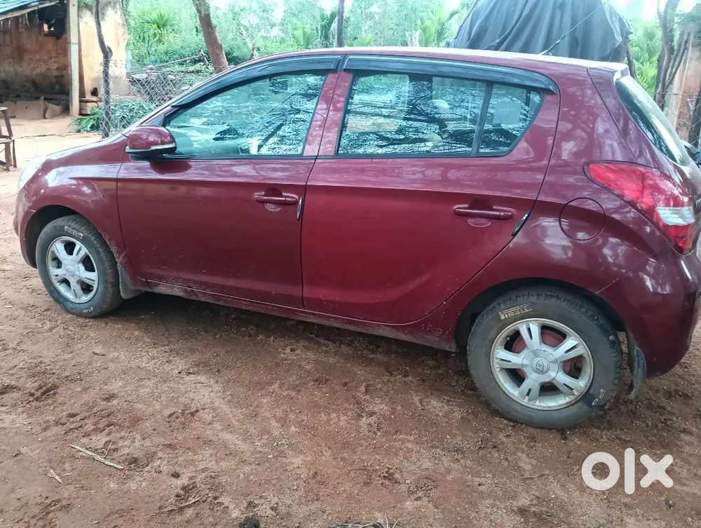 Hyundai I20 2011 Petrol 75000 Km Driven