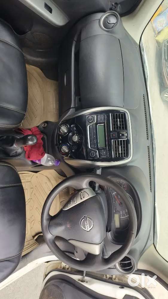 Nissan Micra Petrol 2017 Variant