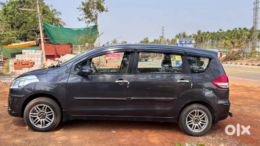 Maruti Suzuki Ertiga 2013