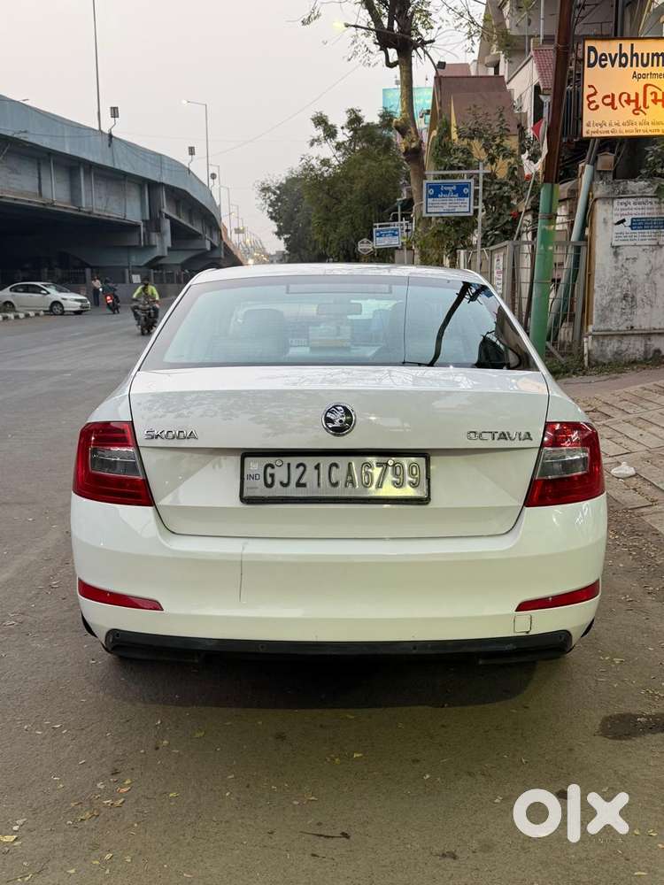 Skoda Octavia Facelift Essence, 2013, Diesel