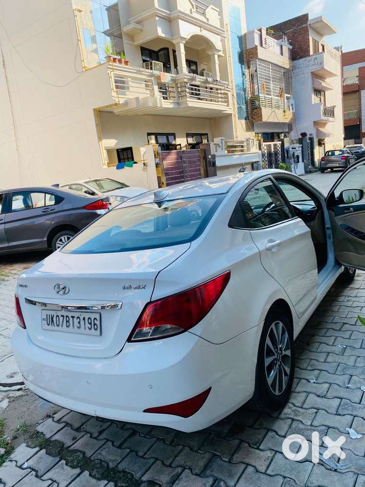 Hyundai Fluidic Verna 1.6 Vtvt Sx, 2016, Petrol